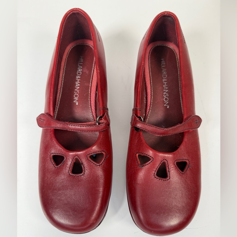 Hillard & Hanson “Isabella” Red Leather Mary Jane style shoes. Size 8